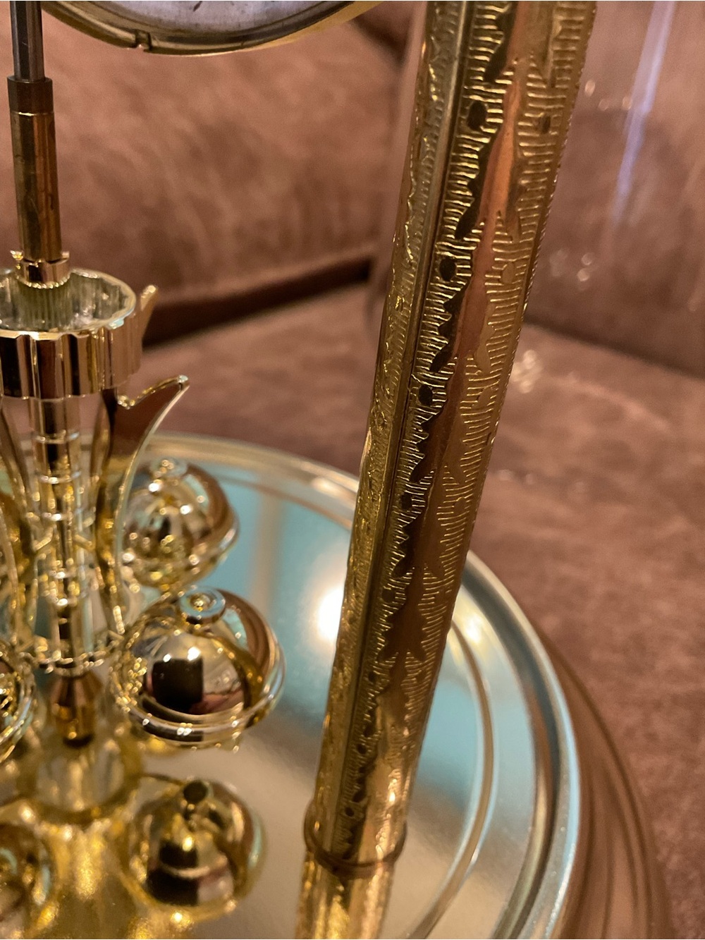 Seth Thomas Mantle Clock with Rotating Pendulum - READ - Picture 6 of 7
